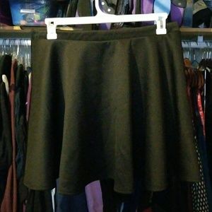 Black Deb skater skirt 3x